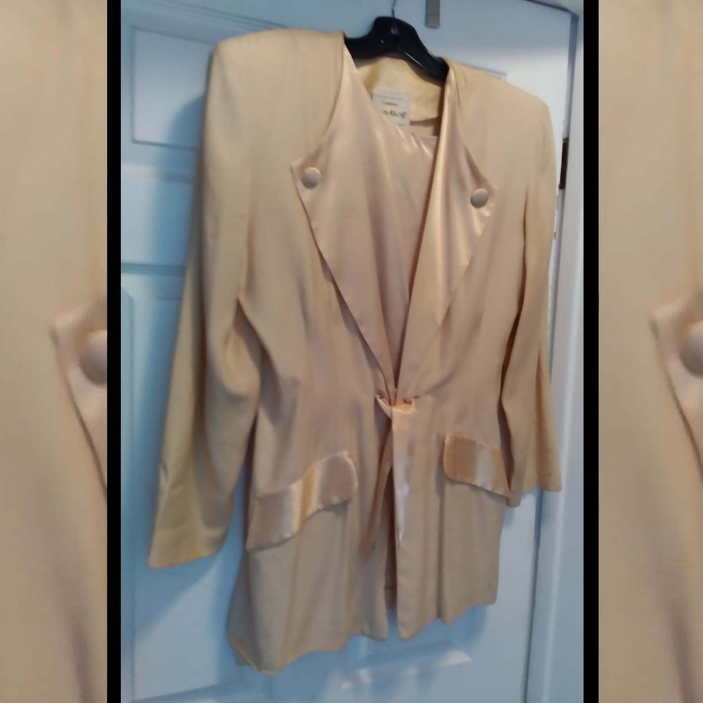 Jacket and blouse set